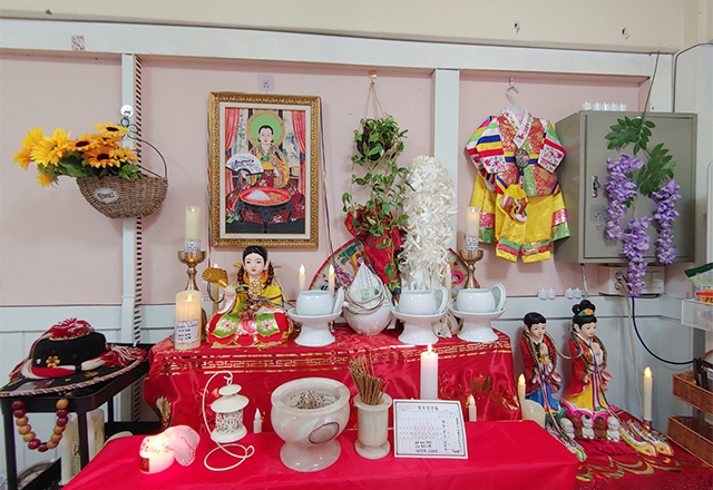 20250416115005_sOrepT15.jpg_carousel_강북구점잘보는집_강북구점잘보는집, 애기보살, 성북구점잘보는집, 도봉구점잘보는집, 갓신내린 애기동자, 사주, 운세, 궁합, 택일, 부적, 사업운, 직장운